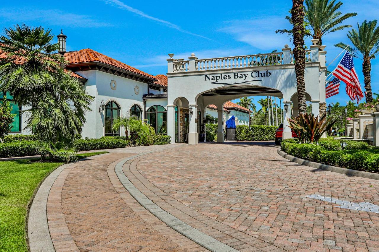 The Cottages At Naples Bay Resort Exterior photo